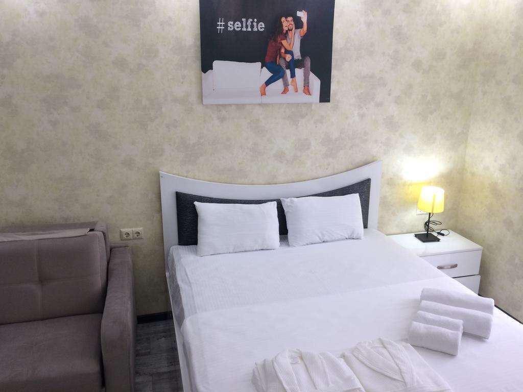 Selfie Apartment Batumi Bagian luar foto